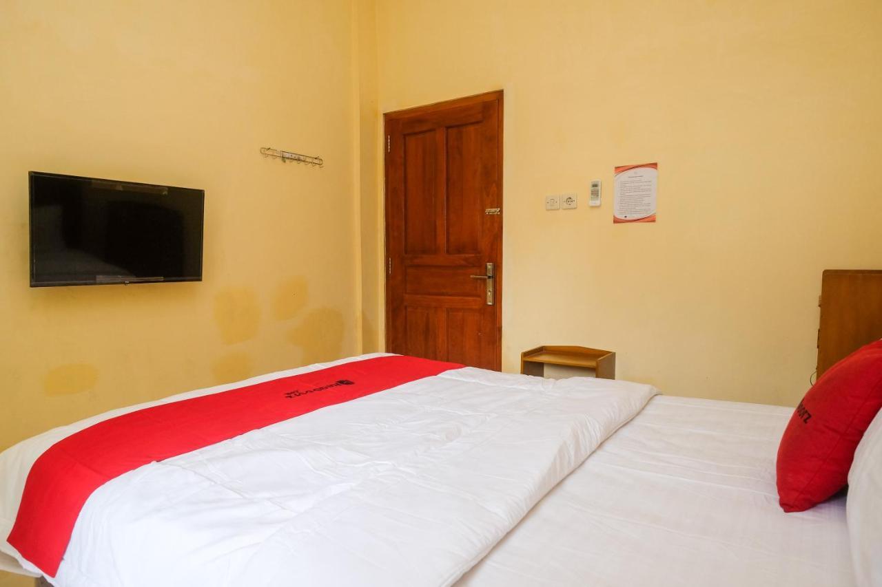 Reddoorz Syariah @ Griya Thamrin Manahan Solo Zewnętrze zdjęcie